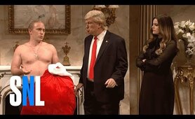 Donald Trump Christmas Cold Open - SNL